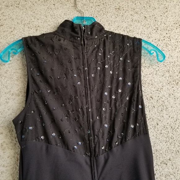 Super long Mandarin collar black gown Size small - Picture 3 of 6